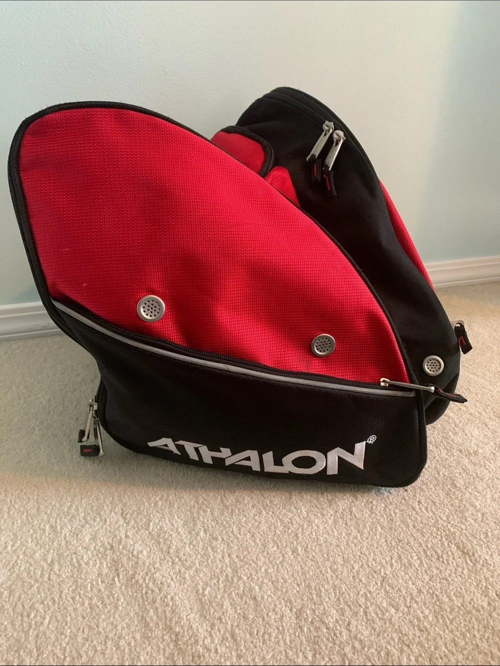 Athalon Red and Black Men’s Ski Bag